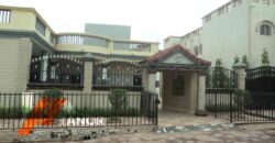 Villa 3 chambres avec piscine à vendre – Boulkassombougou, Bamako Villa 3 chambres avec piscine à vendre – Boulkassombougou, Bamako