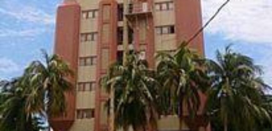 Immeuble R+7 de 3.512 m² à vendre – Bamako Coura, centre-ville