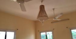 Location Villa, Chambres ou Bureaux Location Villa, Chambres ou Bureaux