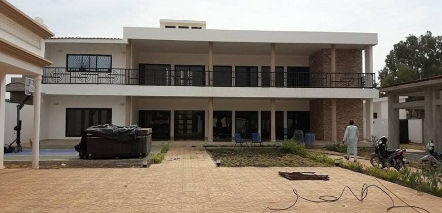 Villa meublée 4 chambres avec piscine à vendre – Diatoula, Kati