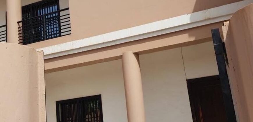 Villa duplex 4 chambres avec double jardin à louer – Sébénikoro, Bamako