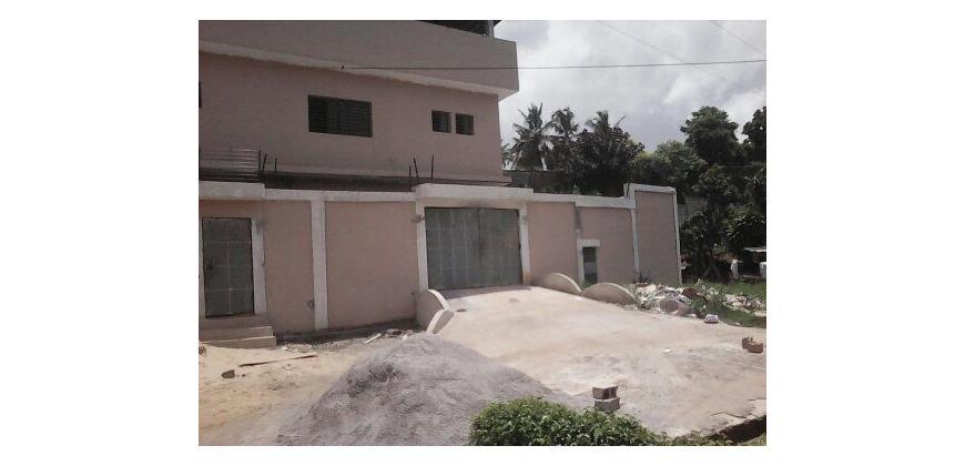 Villa avec piscine a vendre a Abidjan