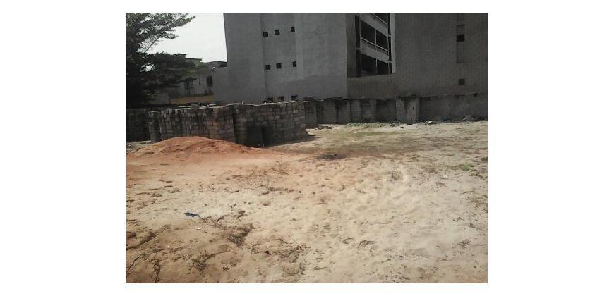 Vente de terrains pour immeuble à Abidjan Yopougon