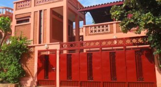 Duplex 5 chambres en brique rouge avec piscine à louer – Sotuba ACI, Bamako