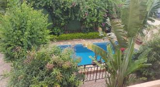 Villa avec piscine à louer à Hipodrome Bamako