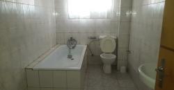 Villa avec piscine à louer à Hipodrome Bamako Villa avec piscine à louer à Hipodrome Bamako