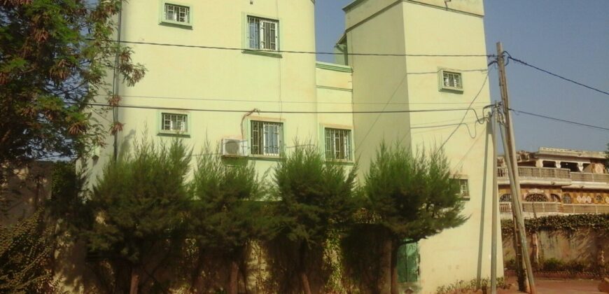 Maison 6 chambres en titre foncier à vendre – Faladié Mali Univers, Bamako