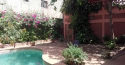 Très jolie Maison meublée (Etage) en brique de terre compressée (avec piscine) à Sotuba ACI Très jolie Maison meublée (Etage) en brique de terre compressée (avec piscine) à Sotuba ACI