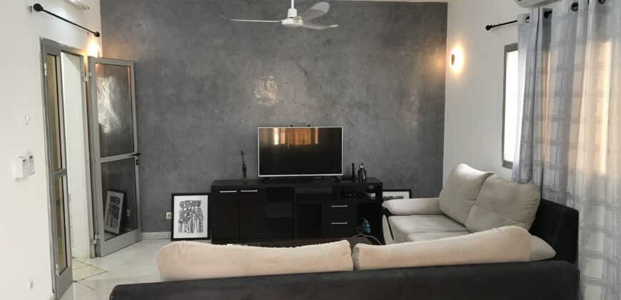 Appartement meublé F3 2 chambres à louer 400.000 FCFA/mois – Hamdallaye ACI 2000, Bamako