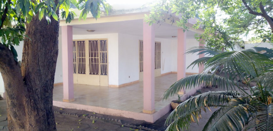 Villa 4 chambres avec jardin à louer – Torokorobougou, Bamako