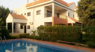 Villa 5 chambres avec piscine à louer – Faso Kanu, Magnambougou, Bamako
