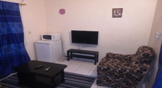 Bel Appartement F2 meublé a louer a Djikoroni Para (Bamako) climatisé, eau chaude