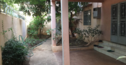 Maison RDC+1, 250 m2, à vendre à Bako Djikoroni Maison RDC+1, 250 m2, à vendre à Bako Djikoroni