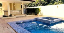 Appartement meublé haut standing 3 chambres avec piscine à louer – Cité du Niger, Bamako Appartement meublé haut standing 3 chambres avec piscine à louer – Cité du Niger, Bamako