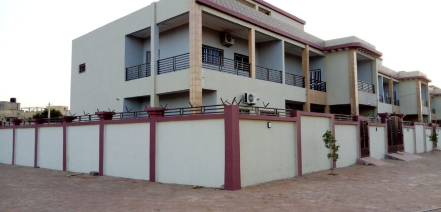 Villa 4 chambres avec jardin à louer – Sotuba ACI, Bamako