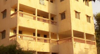 Bâtiment commercial de 3 étages à louer – Badalabougou, Bamako