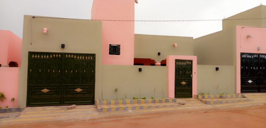 Villa 3 chambres avec annexe à louer – Sirakoro Méguétana, Bamako