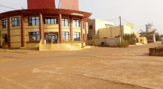 Immeuble R+1 à usage commercial à louer – Badalabougou, Bamako