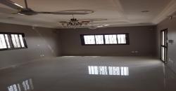 Immeuble tout neuf de style européen à louer à Ouezzindougou Immeuble tout neuf de style européen à louer à Ouezzindougou