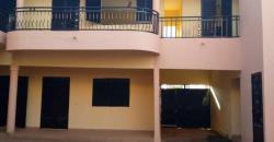 Immeuble abritant une école à louer à Magnambougou Faso Kanu Immeuble abritant une école à louer à Magnambougou Faso Kanu