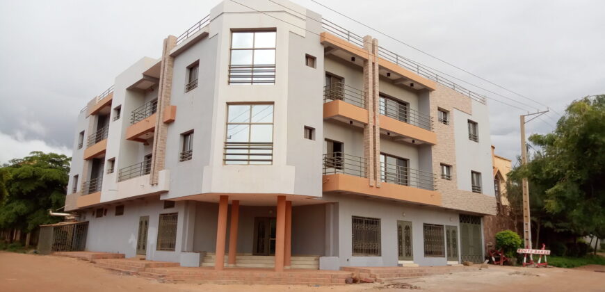 Appartements 2 et 3 chambres à louer – Magnambougou Canal
