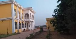 A vendre a la Cité du Niger deux villas duplex en étages avec piscine A vendre a la Cité du Niger deux villas duplex en étages avec piscine