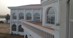 A vendre a la Cité du Niger deux villas duplex en étages avec piscine A vendre a la Cité du Niger deux villas duplex en étages avec piscine