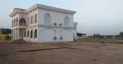 A vendre a la Cité du Niger deux villas duplex en étages avec piscine A vendre a la Cité du Niger deux villas duplex en étages avec piscine