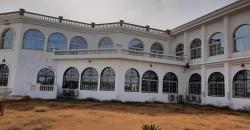 A vendre a la Cité du Niger deux villas duplex en étages avec piscine A vendre a la Cité du Niger deux villas duplex en étages avec piscine