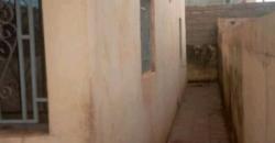 Maison villa pas chere a vendre a Sirakoro a côté de la cour de Kafoukouna Maison villa pas chere a vendre a Sirakoro a côté de la cour de Kafoukouna