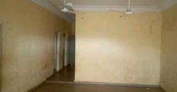 Maison villa pas chere a vendre a Sirakoro a côté de la cour de Kafoukouna Maison villa pas chere a vendre a Sirakoro a côté de la cour de Kafoukouna