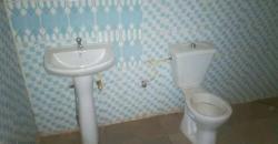 Maison villa pas chere a vendre a Sirakoro a côté de la cour de Kafoukouna Maison villa pas chere a vendre a Sirakoro a côté de la cour de Kafoukouna