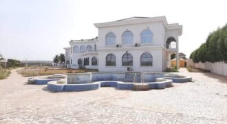 Deux villas duplex avec piscine à vendre – Cité du Niger, Bamako