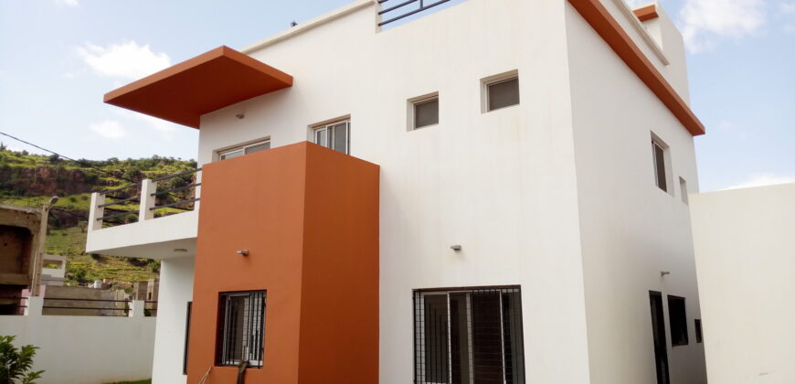 Duplex 4 chambres à louer – Sébénikoro, Cité Atrium