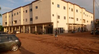 Immeuble de 2.000 m² à vendre – Boulkassombougou, Bamako