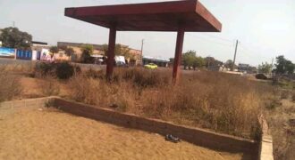 Terrain d&rsquo;un demi-hectare à vendre – route de Sénou, Bamako