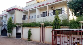 Villa 6 chambres avec piscine à louer – Faso Kanu, Bamako