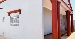 MAGNIFIQUE VILLA 15/20 A VENDRE A NIAMANA avec TF MAGNIFIQUE VILLA 15/20 A VENDRE A NIAMANA avec TF