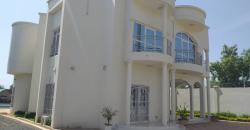 Duplex a vendre a Sabalibougou Kourani avec piscine l’hôpital du Mali Duplex a vendre a Sabalibougou Kourani avec piscine l’hôpital du Mali