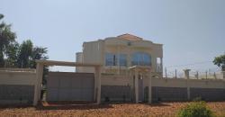 Duplex a vendre a Sabalibougou Kourani avec piscine l’hôpital du Mali Duplex a vendre a Sabalibougou Kourani avec piscine l’hôpital du Mali