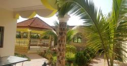 A vendre grande villa de luxe a Niamakoro Courani A vendre grande villa de luxe a Niamakoro Courani