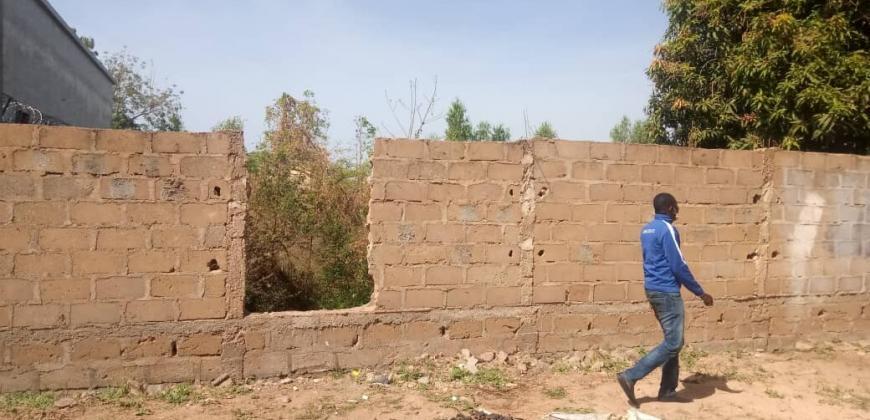 TERRAIN 20/20 A VENDRE A MISSABOUGOU