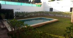 A louer belle villa non meublée a Badalabougou Est avec piscine A louer belle villa non meublée a Badalabougou Est avec piscine