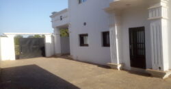 Bâtiment commercial à louer à l’ACI 2000 Bâtiment commercial à louer à l’ACI 2000