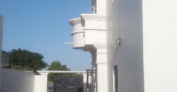 Bâtiment commercial à louer à l’ACI 2000 Bâtiment commercial à louer à l’ACI 2000