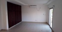 Villa duplex à louer au Centre Ville de Bamako avec piscine Villa duplex à louer au Centre Ville de Bamako avec piscine