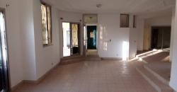 Villa duplex à louer au Centre Ville de Bamako avec piscine Villa duplex à louer au Centre Ville de Bamako avec piscine