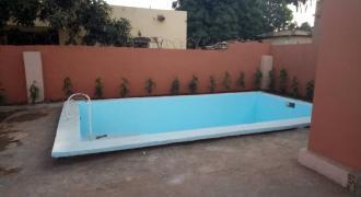 Villa non meublée à louer à Sogoniko Bamako avec piscine
