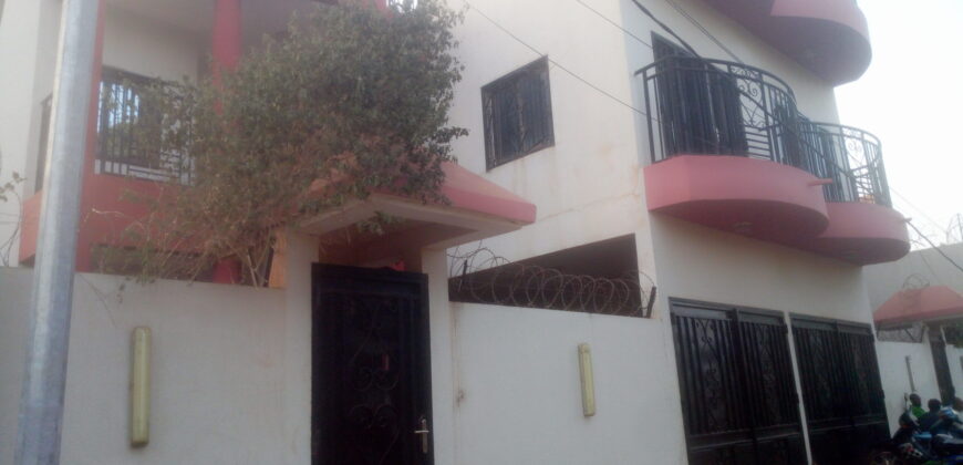 Maison duplex 3 chambres à louer – Badalabougou Est, Bamako