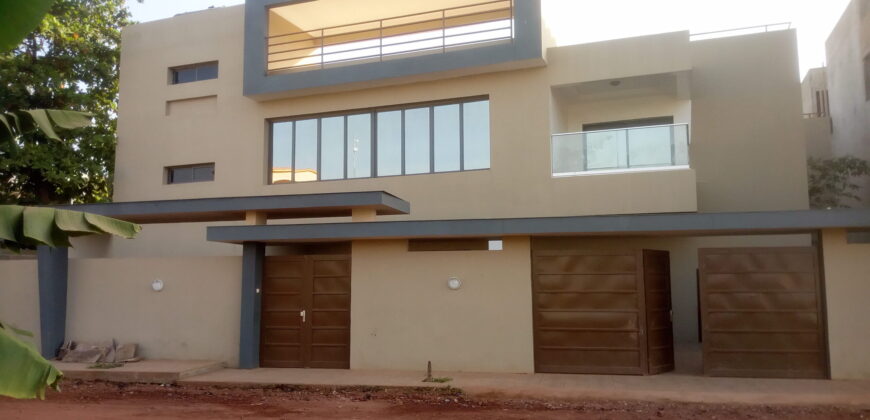 Maison haut standing 5 chambres à louer – ACI 2000, Bamako